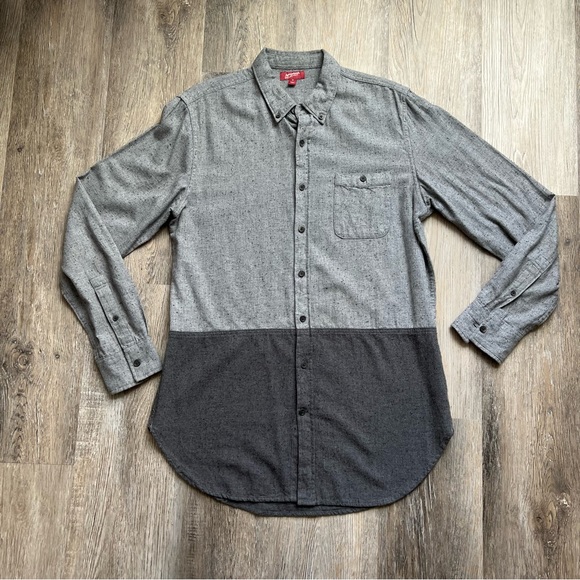 Arizona Jeans Co gray patch button down shirt - Picture 4 of 8